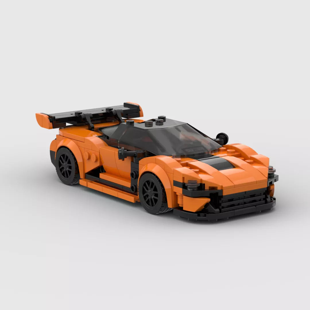 Blocky Speeders McLaren 720s GT3